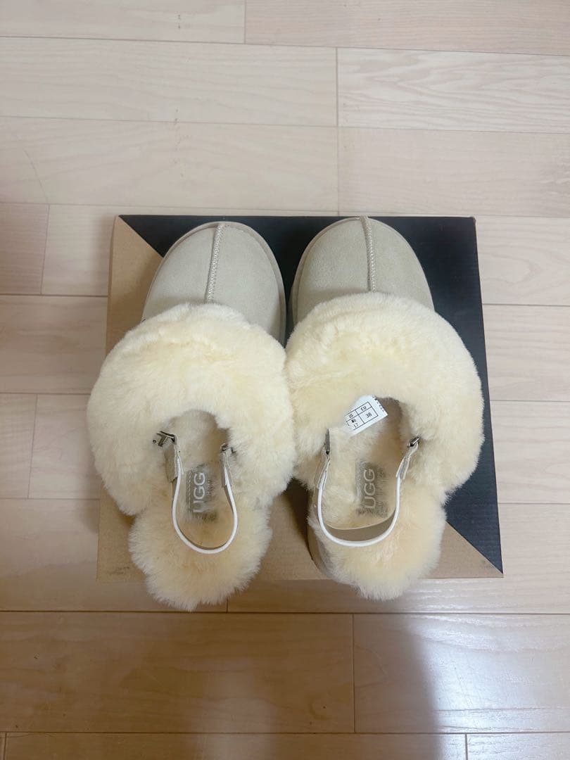 UGG オーストラリア　靴　レディース