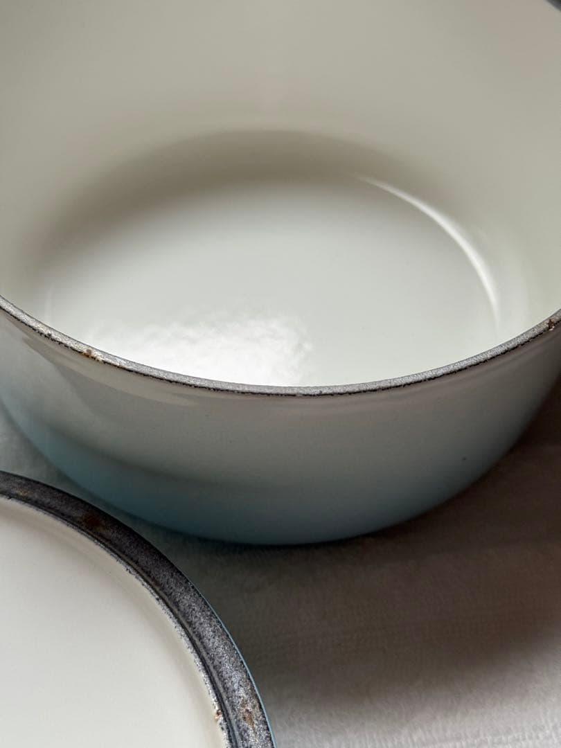 超レア パウダーブルー Le Creuset 両手鍋 18cm