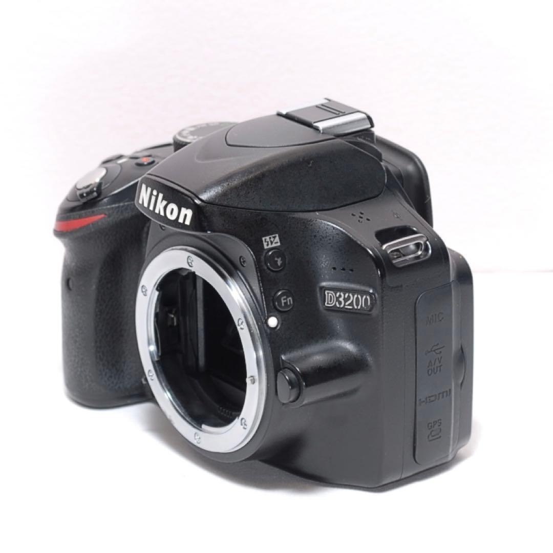 ✨スポーツ観戦におすすめ✨Nikon D3200✨ ダブルレンズ✨望遠レンズ