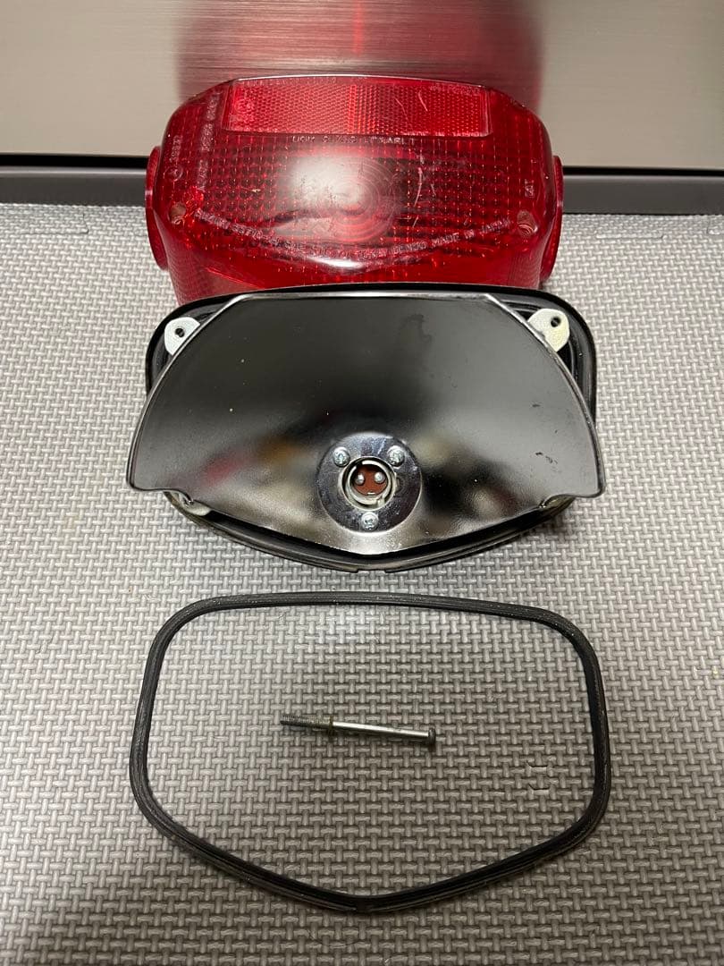 GS400 純正テールランプ、ユニット