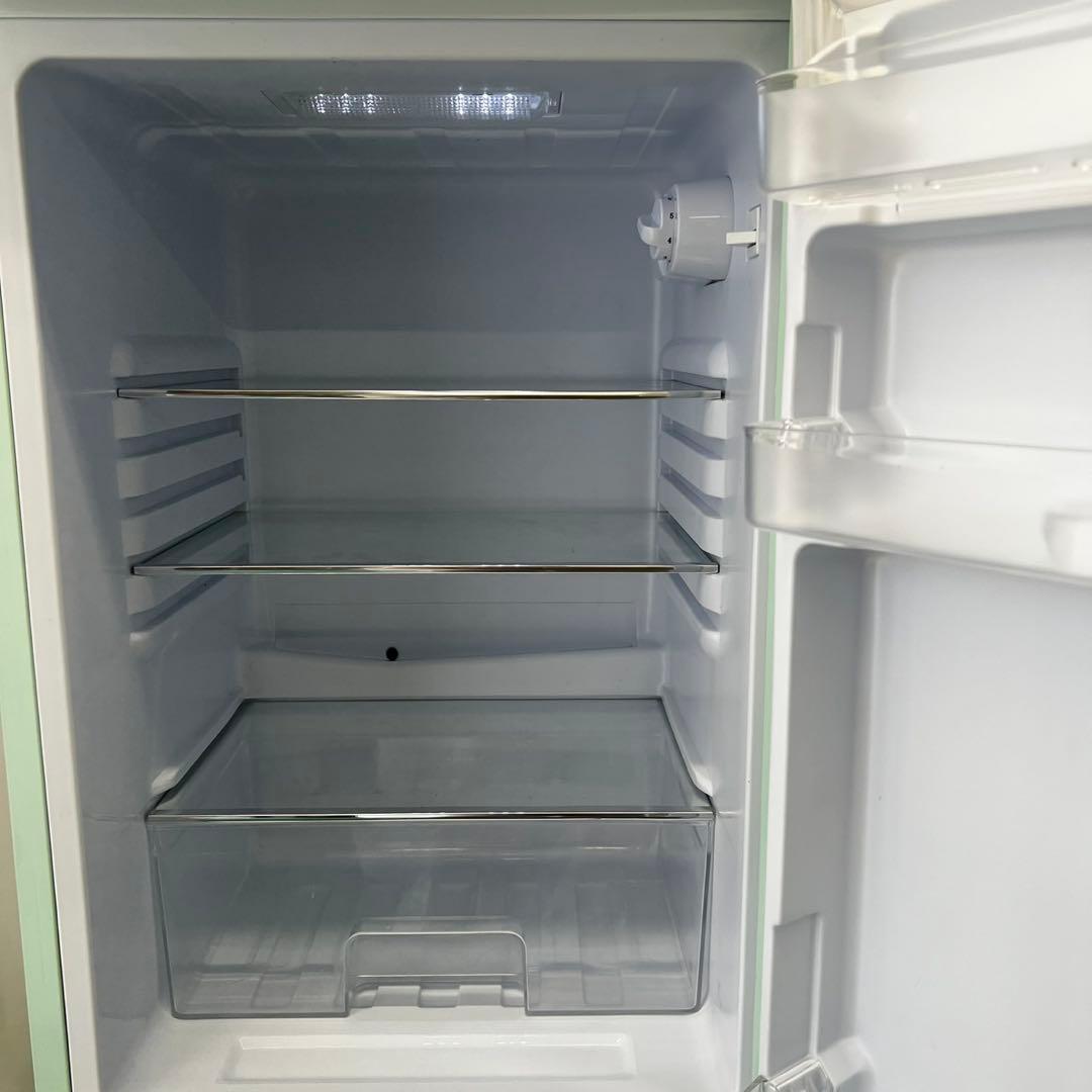 128　レトロ　冷蔵庫　130L　スリム　可愛い　一人暮らし　設置無料　安い‼️