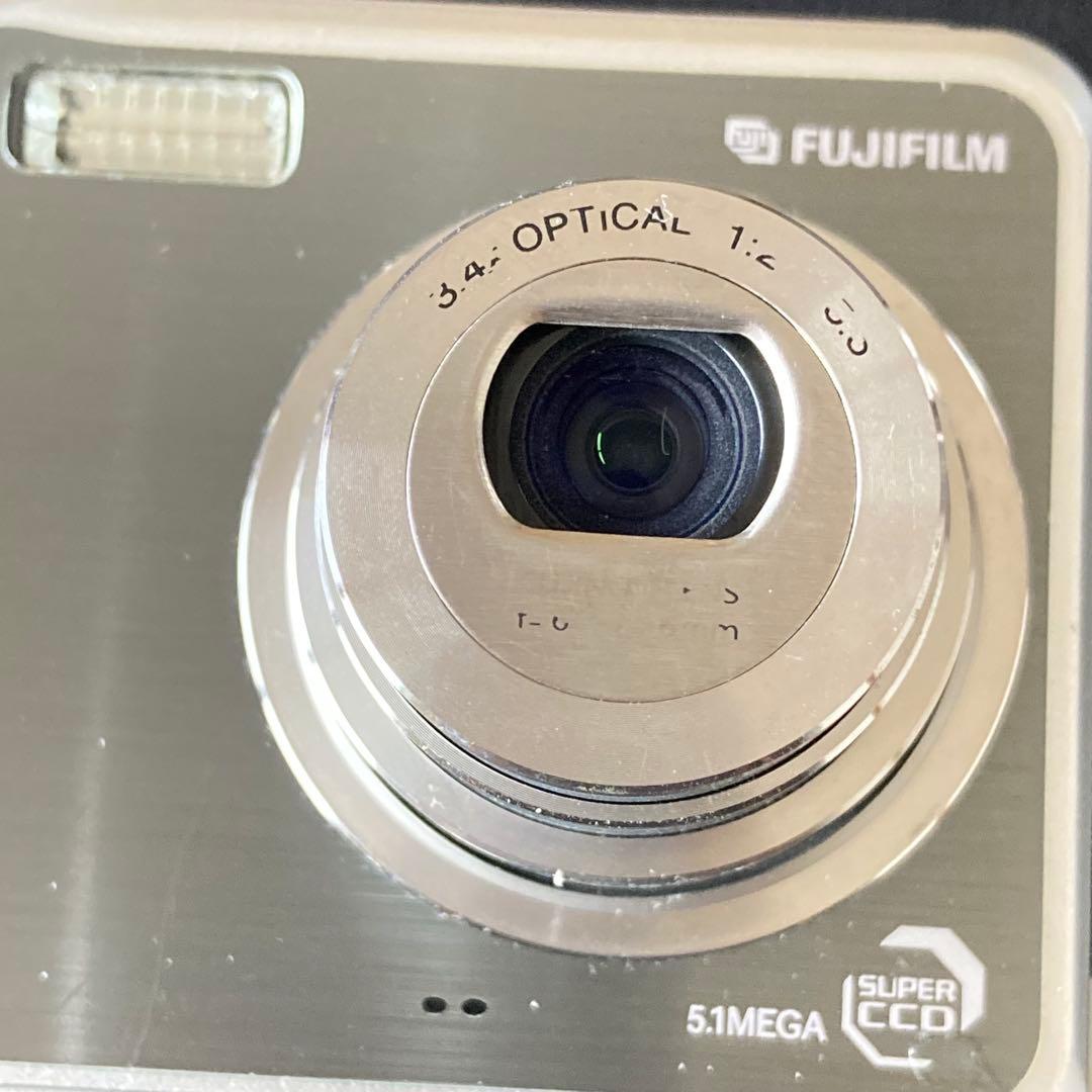 FUJIFILM FinePix V10 CCDセンサー コンデジ