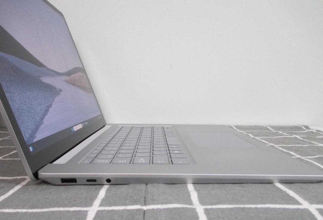 Microsoft SurfaceLaptop3 15インチ、ペン、マウス付