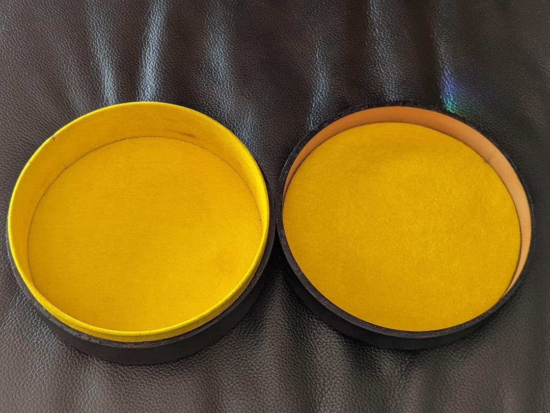 GIANNI VERSACE 花柄ボックス　ジャンニヴェルサーチ　アクセサリー