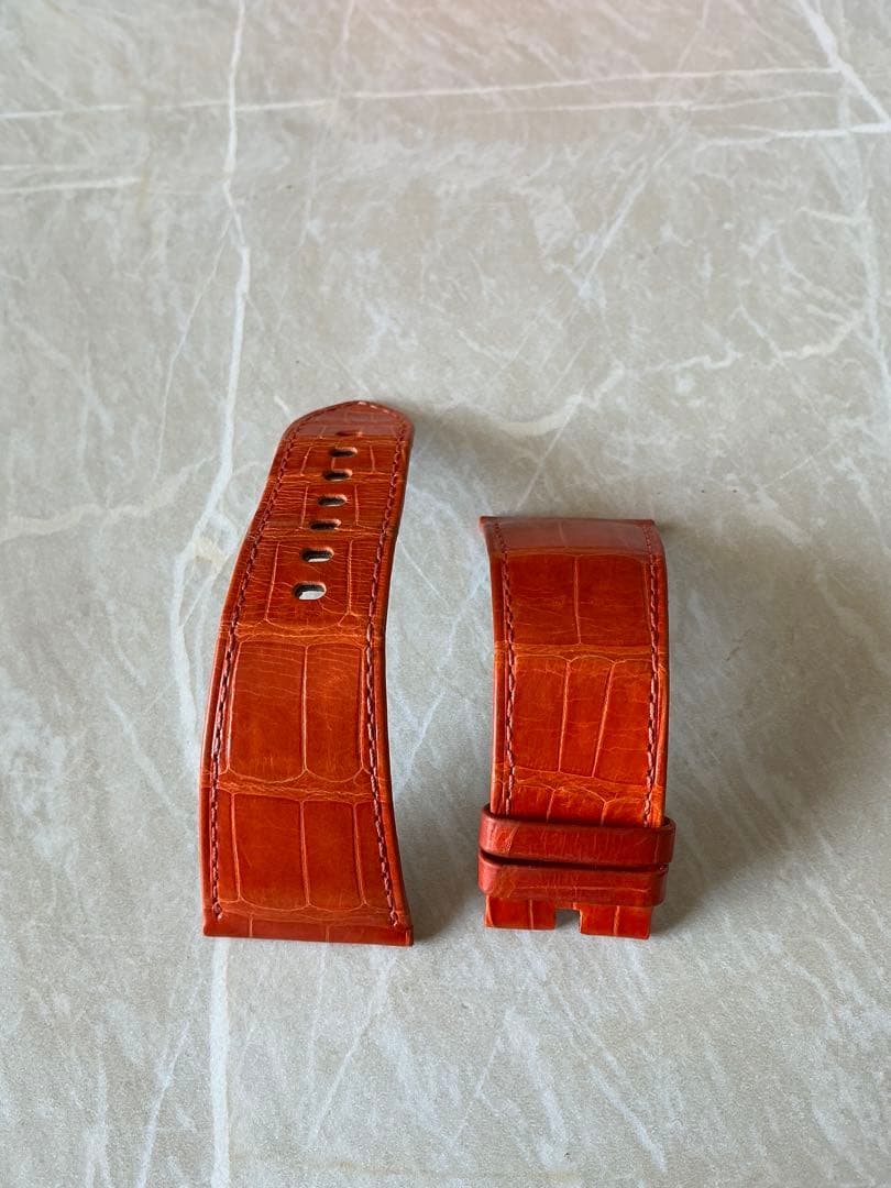 こんちゃん【カルティエ】タンクディヴァンLM 替えベルト