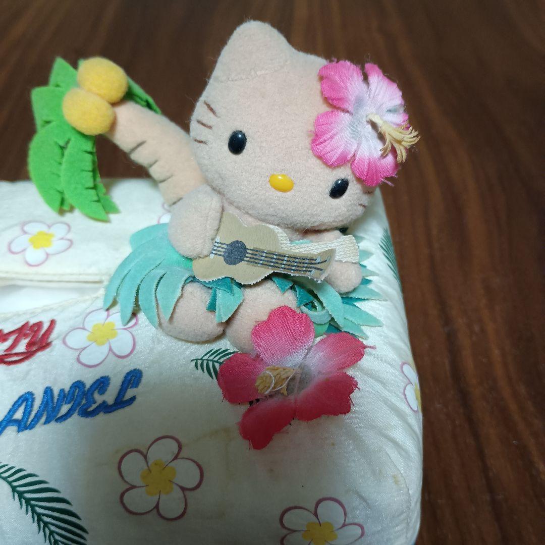 ハローキティとダニエル　ハワイアン　ティッシュボックス