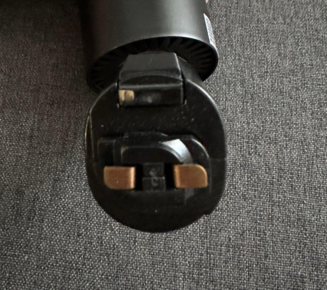 スポットライト　ブラック　自然色　4000K