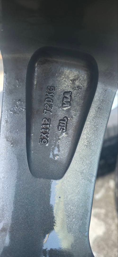 19インチ ホイールセット CONTINENTAL