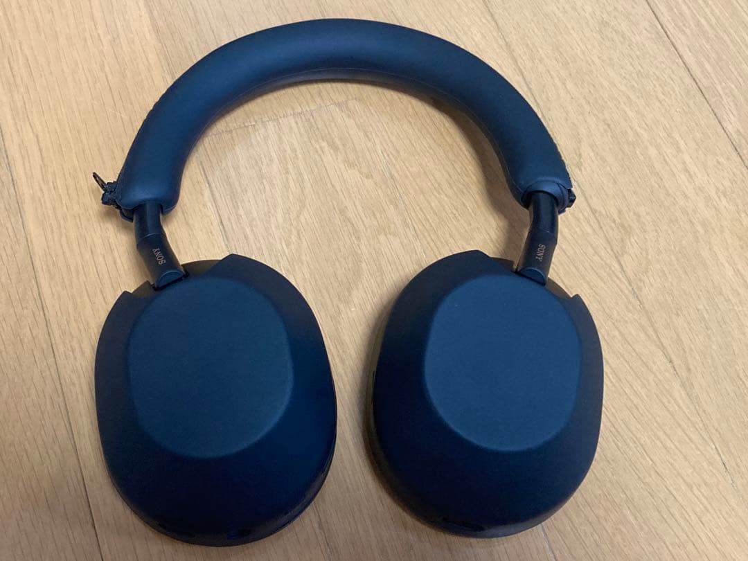SONY WH-1000XM5 ワイヤレスヘッドホン　各種カバー付き