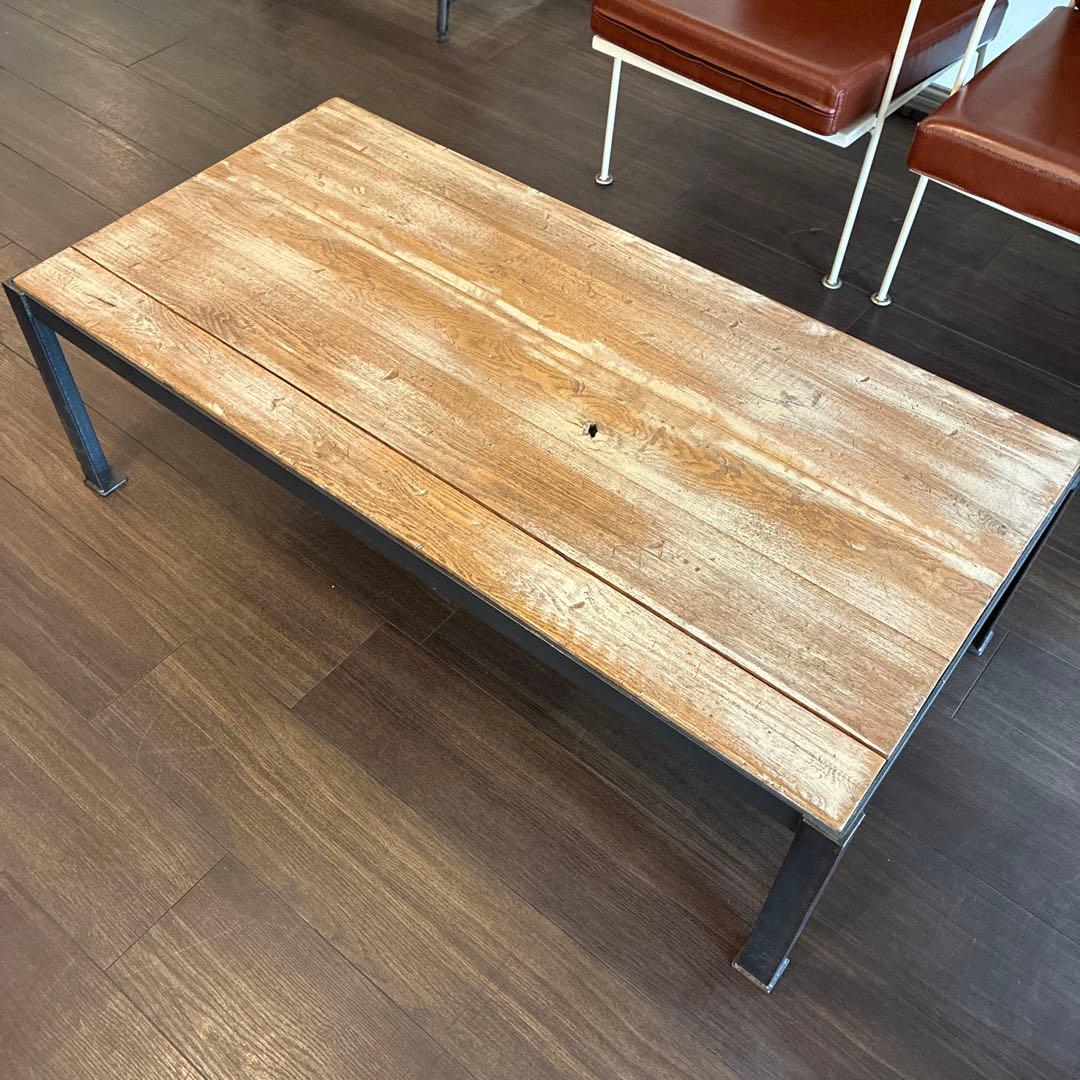 シンプルな木製センターテーブル 今月末に取り下げになります、最終価格