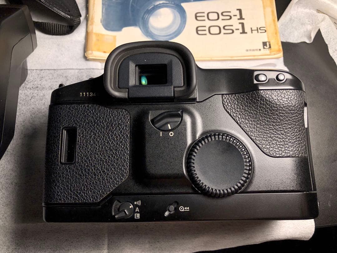 実写ありCanon EOS-1 レンズ付きセット フィルムカメラ 実用品