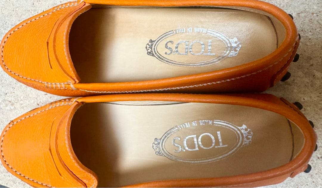 トッズ　TOD'S ドライビングシューズ　フラットシューズ