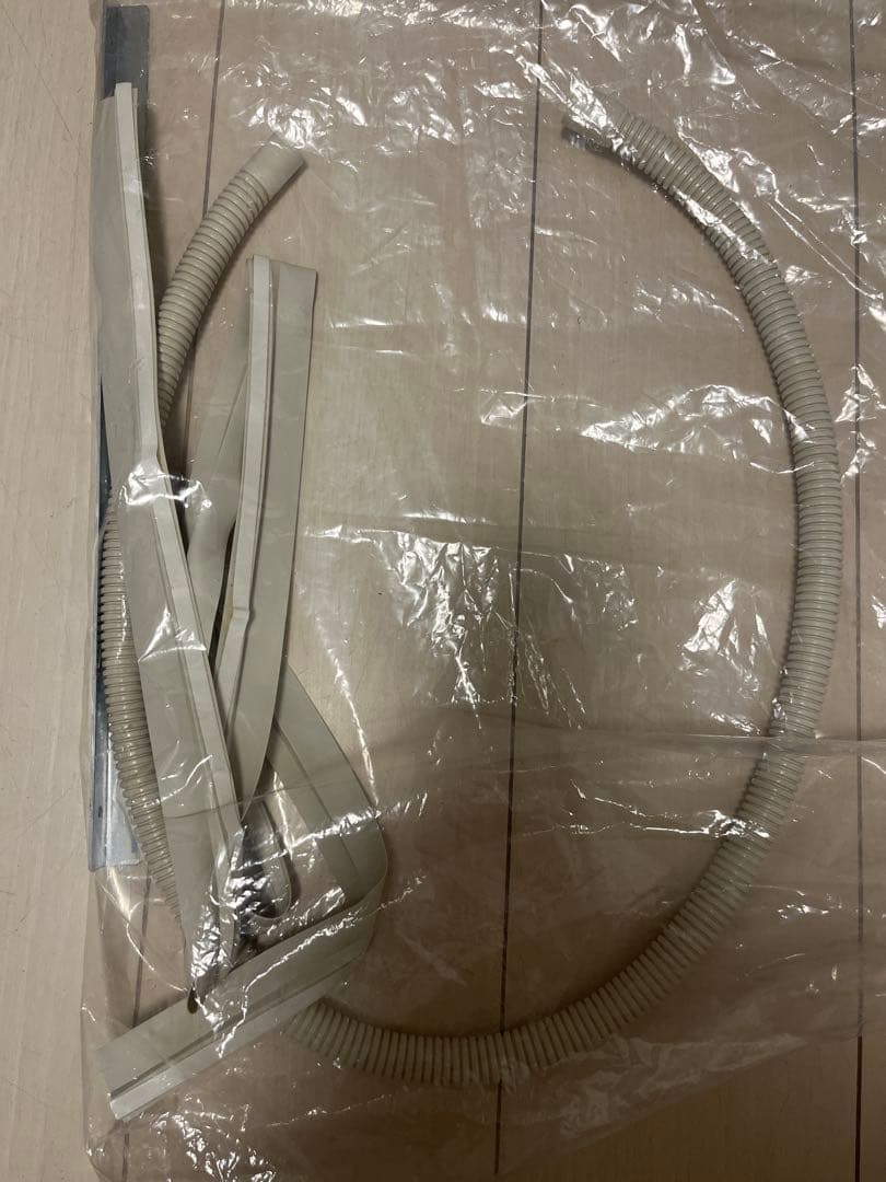 CORONA コロナ 窓用エアコン CWH-A1823R 冷暖房兼用 2023製