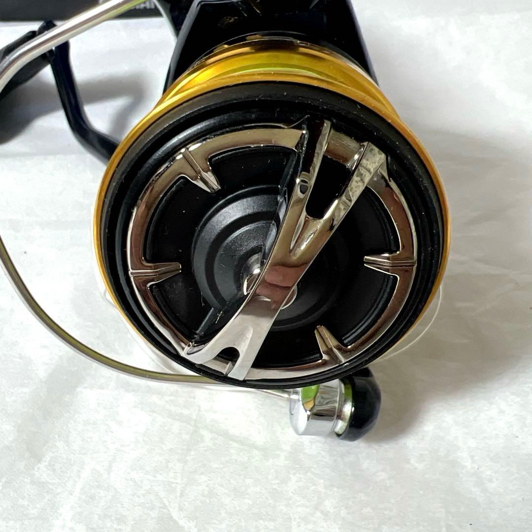 シマノ リール スフェロス SW 3000XG SHIMANO
