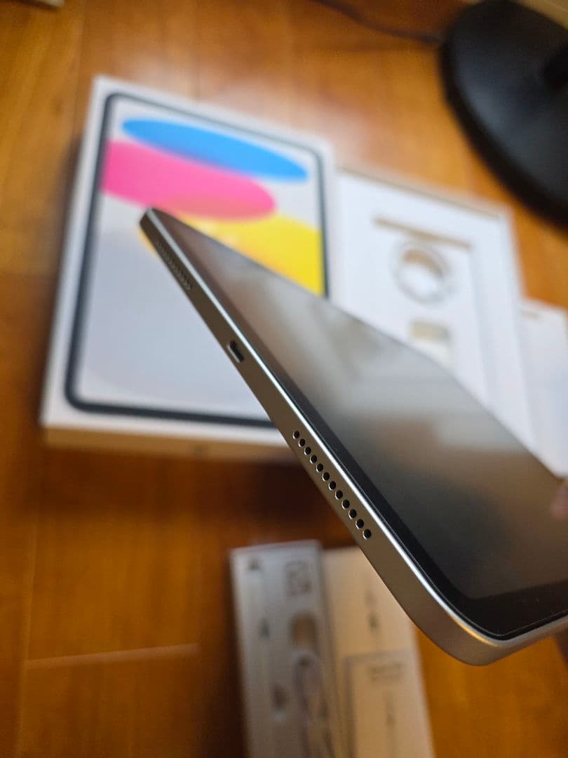 Apple iPad 第11世代 A16 128GB （フイルム、ケース込み）