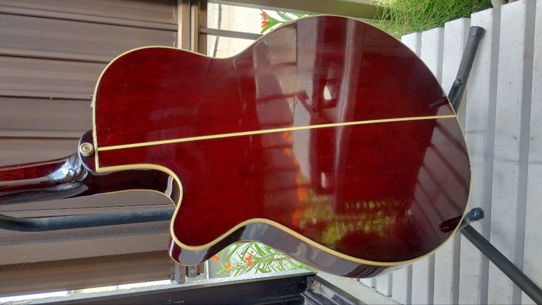 超美品 Takamine 100シリーズ(？)TS 型番不明 PA付きエレアコ