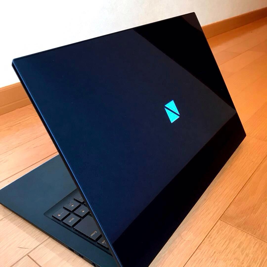 NEC LaVie VEGA Direct 4K【プレミアムミラーガラス天板】