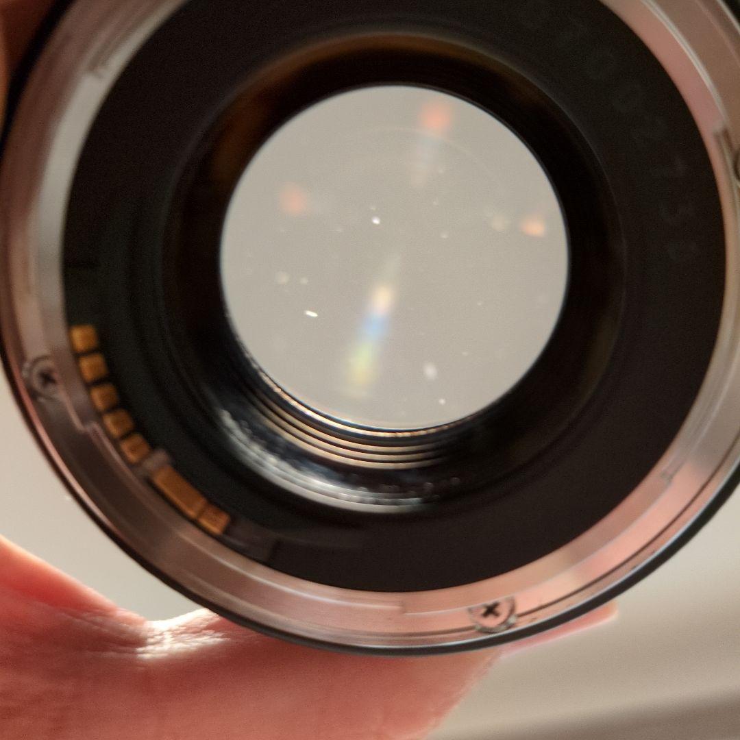 Canon EOS 80D デジタル一眼レフカメラ　85mm f1.8付き