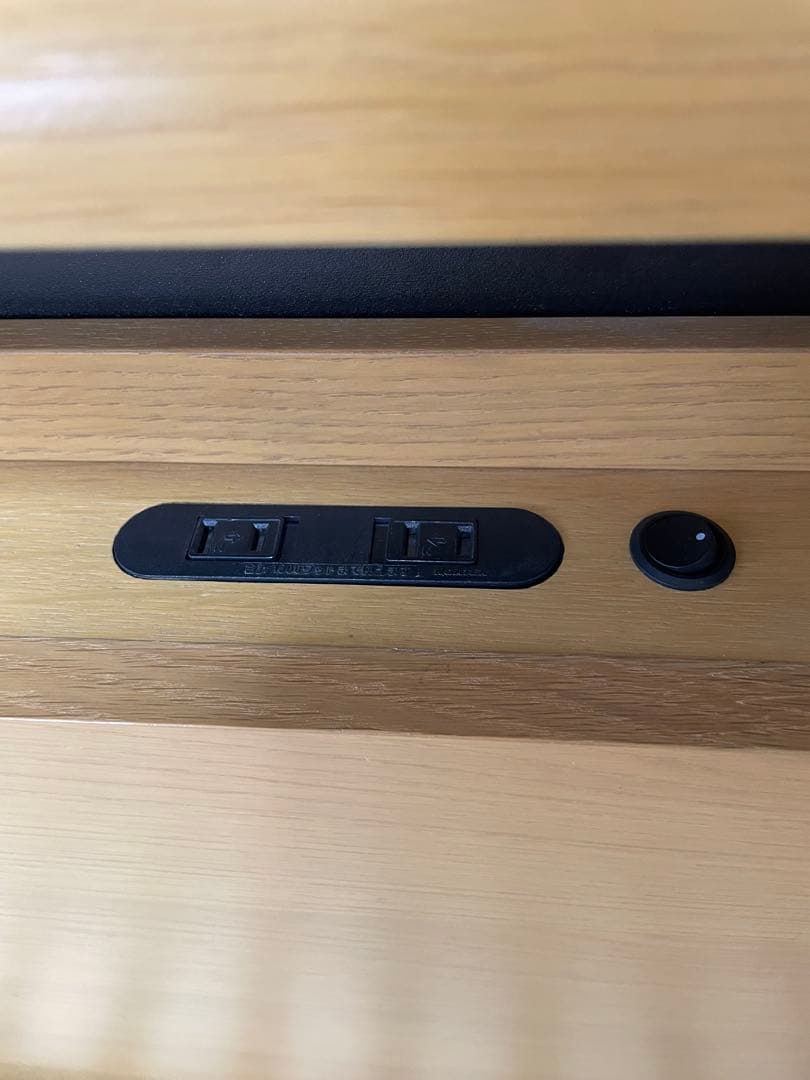 (メルパン)ニトリ　サイド収納付き　クイーンベッドフレーム