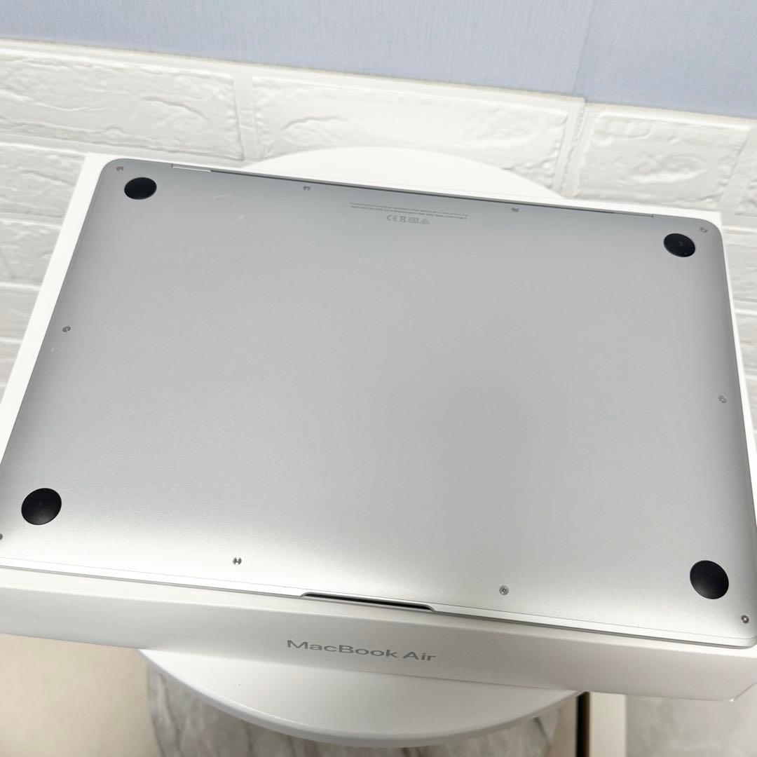 【美品】Macbook Air M1 2020 シルバー 16GB/256GB