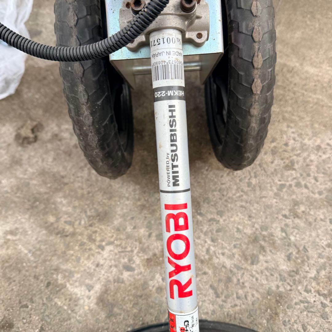 RYOBI リョービ 手押し式エンジン草刈機 HEKM-220