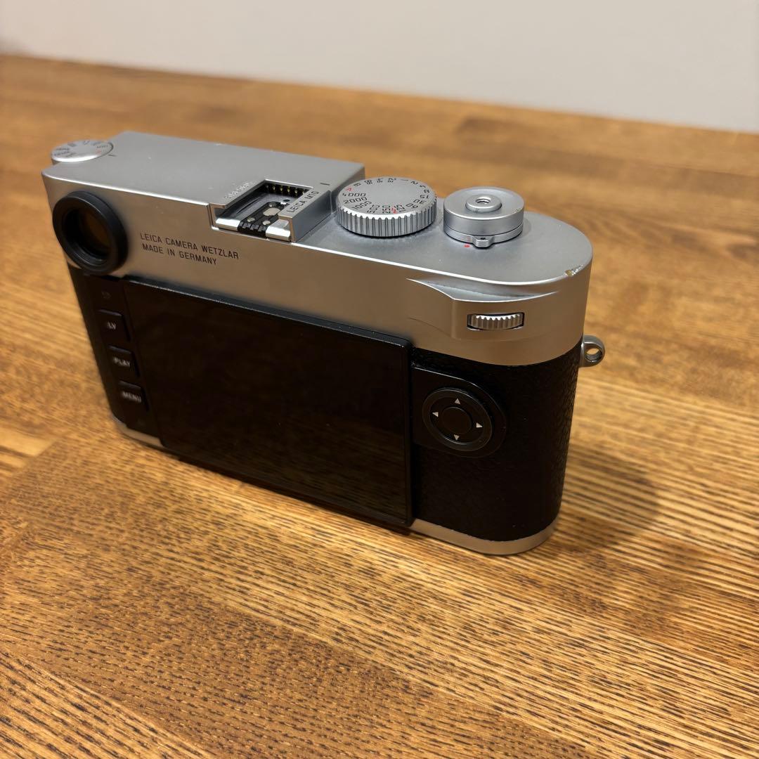 Leica M10 シルバークローム + ズミクロン 50mm f2 4th