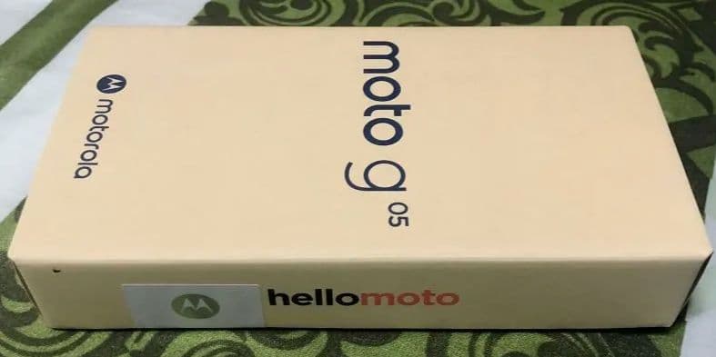 MOTOROLA moto g 05 本体 新品未開封　シムフリー