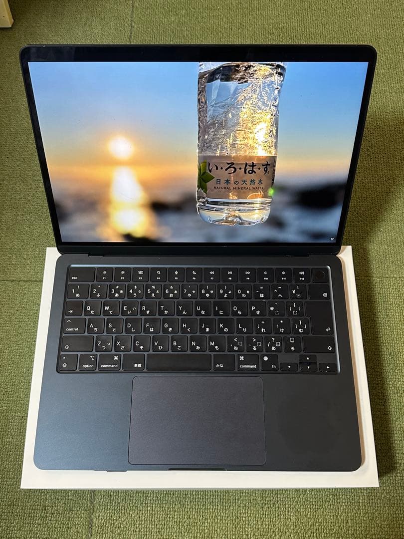【超美品】早い者勝ちMacBook Air M2 8GB/512GB