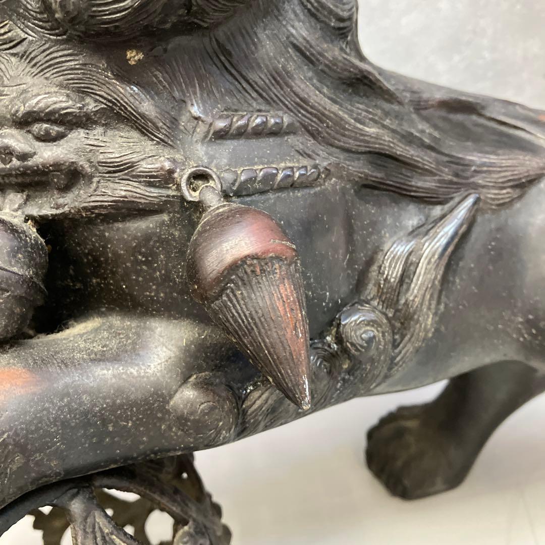 昭和レトロ 金属製 玉乗り獅子 シーサー 縁起物 置物 オブジェ 金属工芸