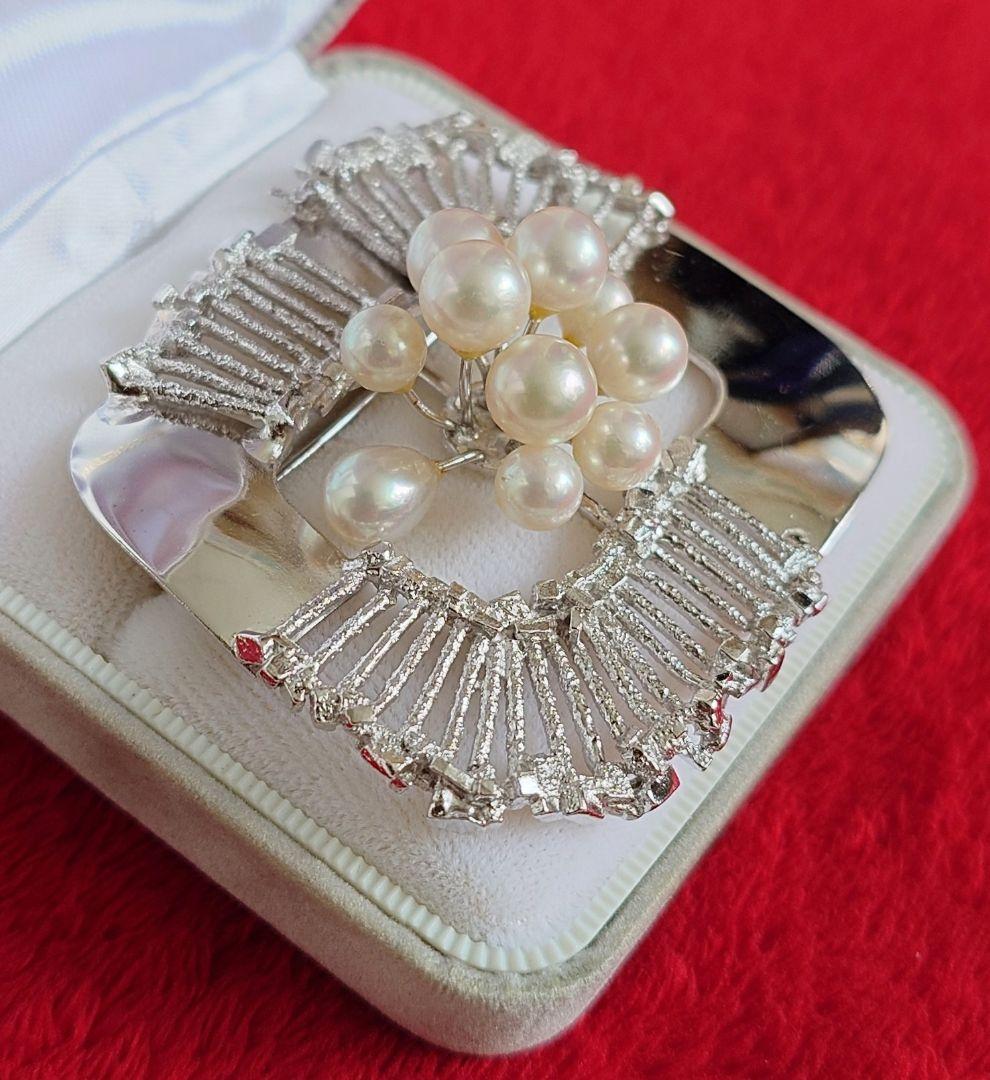 ブローチ シルバー製 アコヤ本真珠 銀細工アートフォルム C81＆857 676