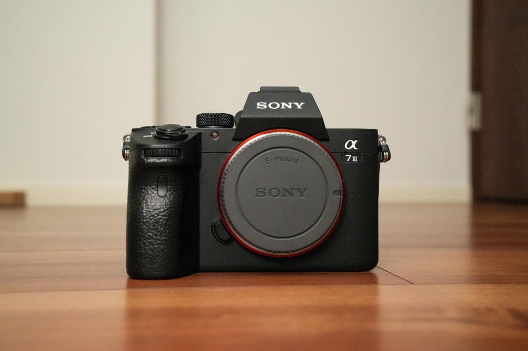 SONY α7III ミラーレス一眼 本体