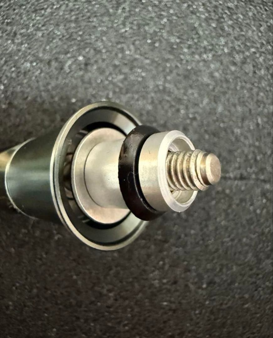 【ほぼ新品】22ステラC3000 MHG シマノ　箱付き　送料込み