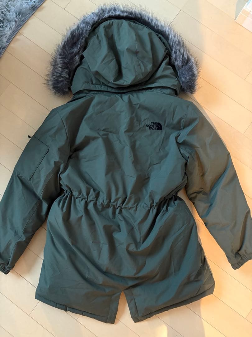 THE NORTH FACE ダウンジャケット 140