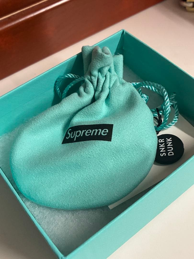 未使用品 ティファニー シュプリーム リターントゥ オーバルタグ キーリング