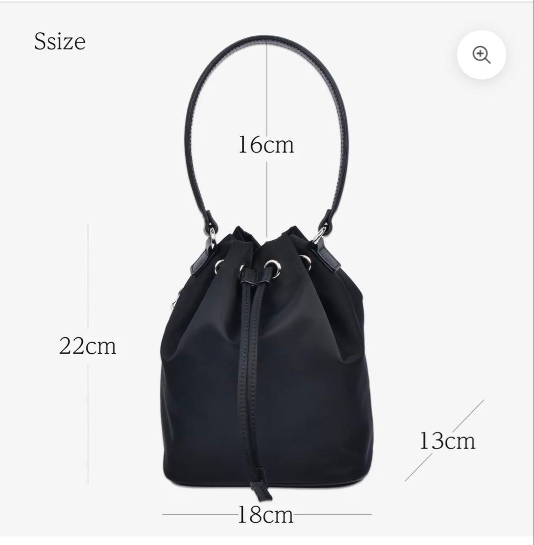 ブラック巾着型ハンドバッグ　uniqute ユニキュート　ナイロン　日本製