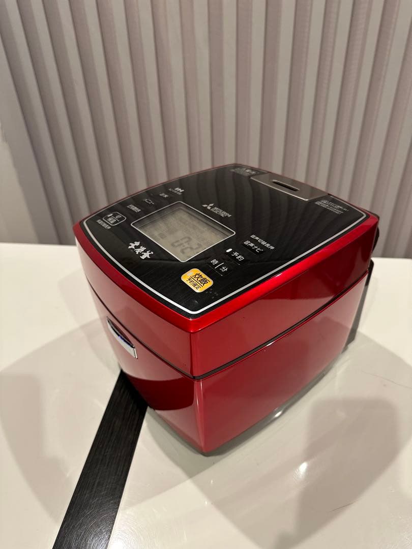 炊飯器 本炭釜　釜に割れ有り