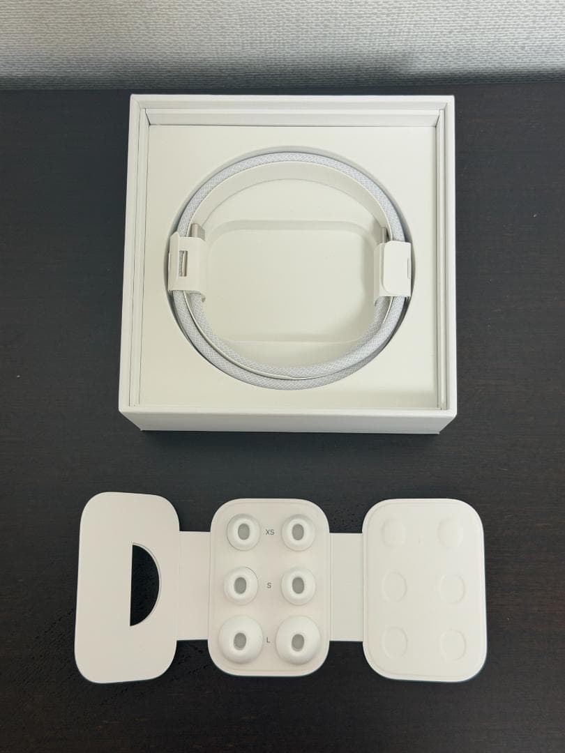 AirPods Pro 第2世代 USB-Cモデル 2024年購入 動作良好