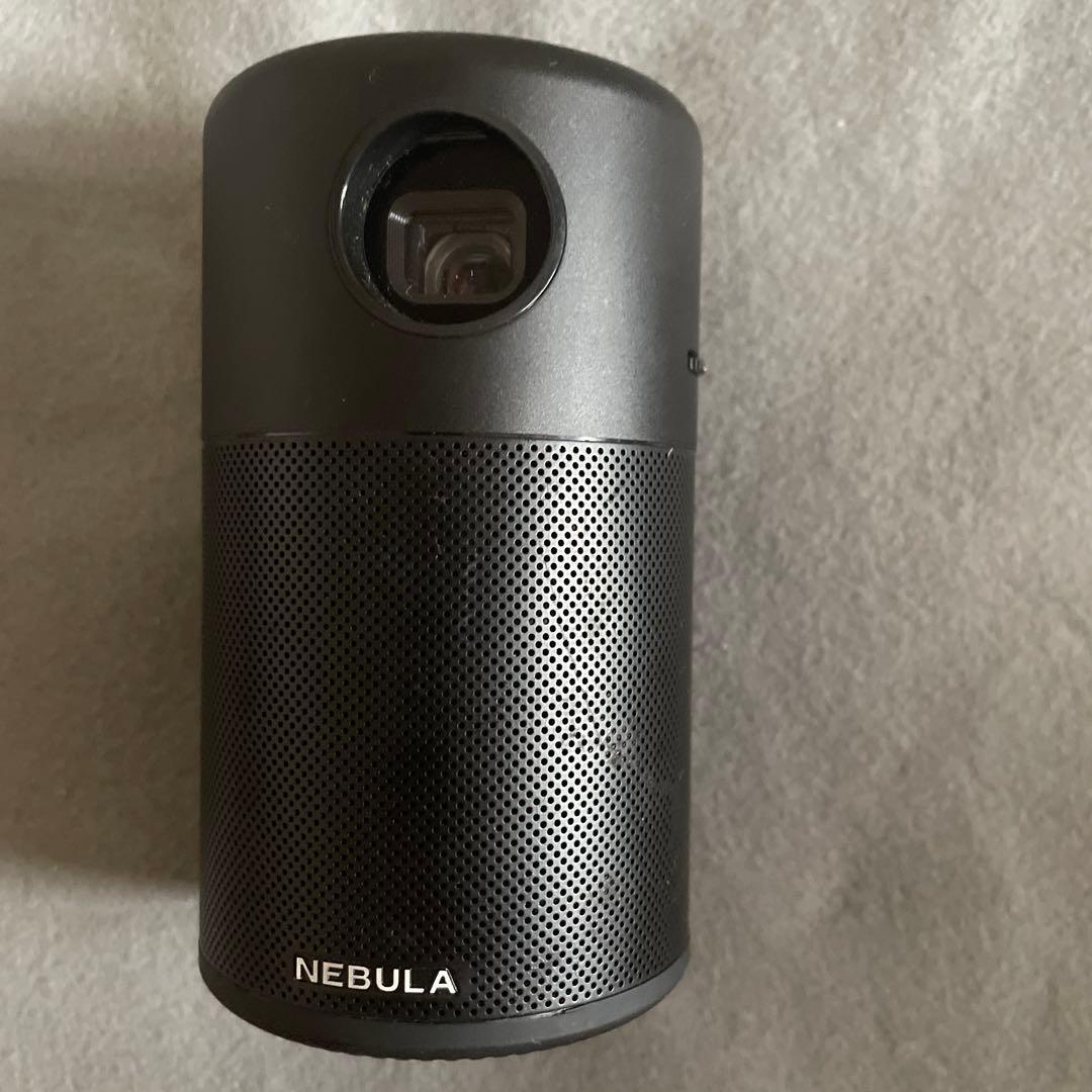 NEBULA プロジェクター 本体 USBケーブル付きとスタンド