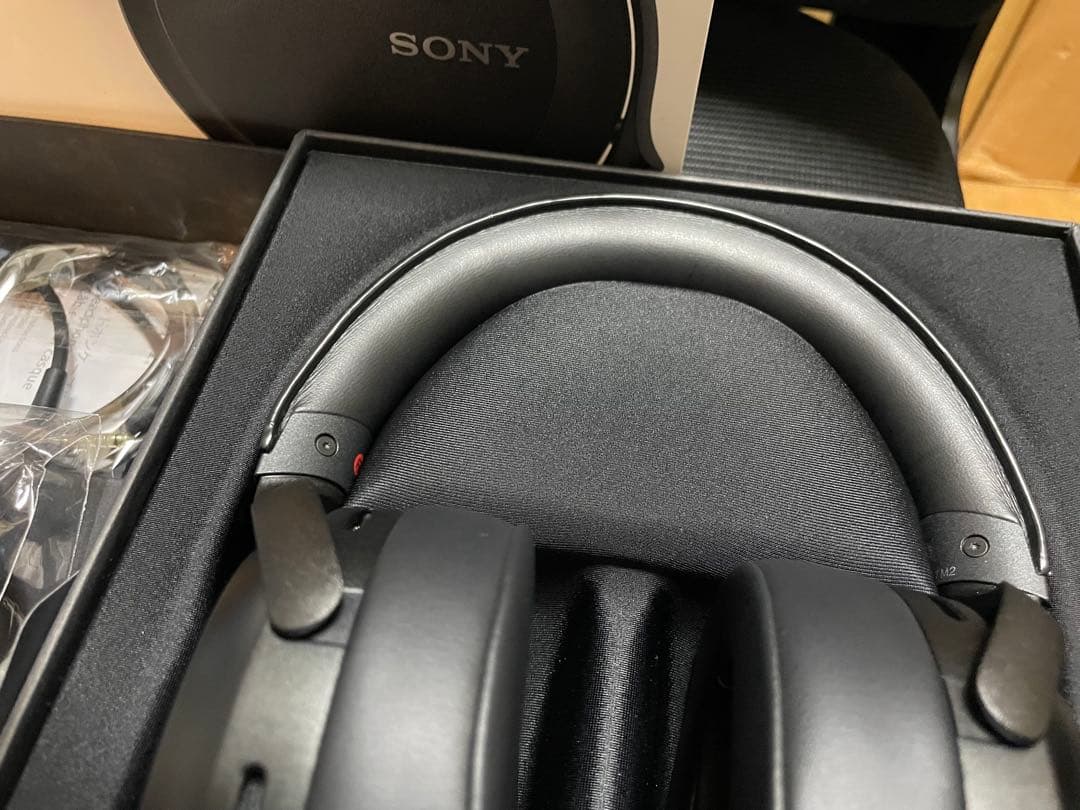 ヘッドホン SONY MDR-Z7M2