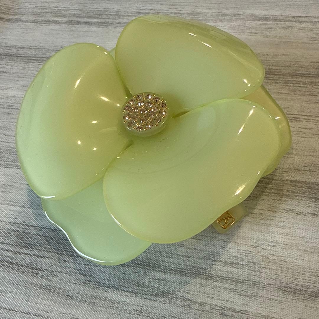 is omine　アレクサンドル　ドゥ　パリ　バレッタ　グリーン