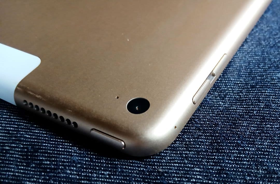 S*m様 iPad Pro12.9インチ 256GB wi-fiセルラー 要リペ
