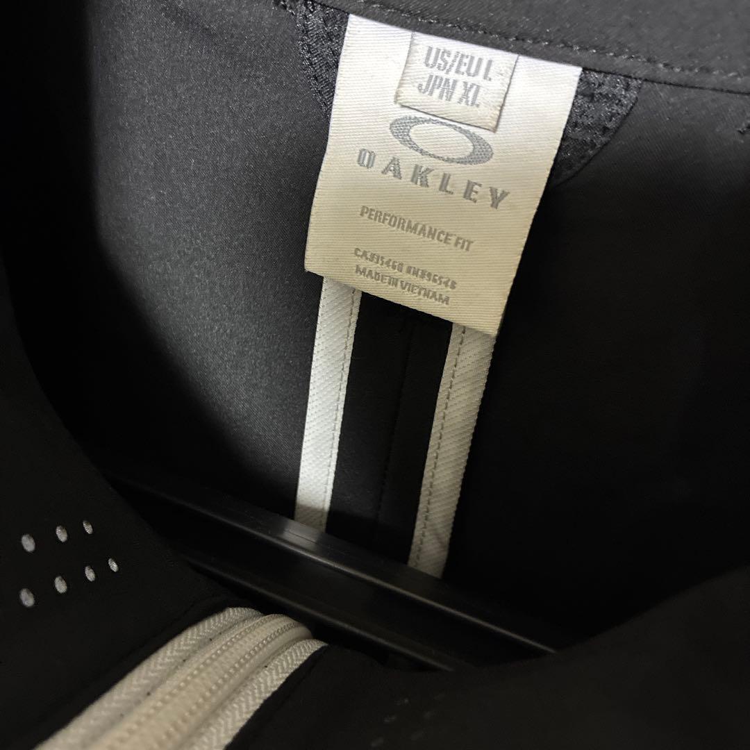 【早い者勝ち】オークリー ブルゾン ジャケット