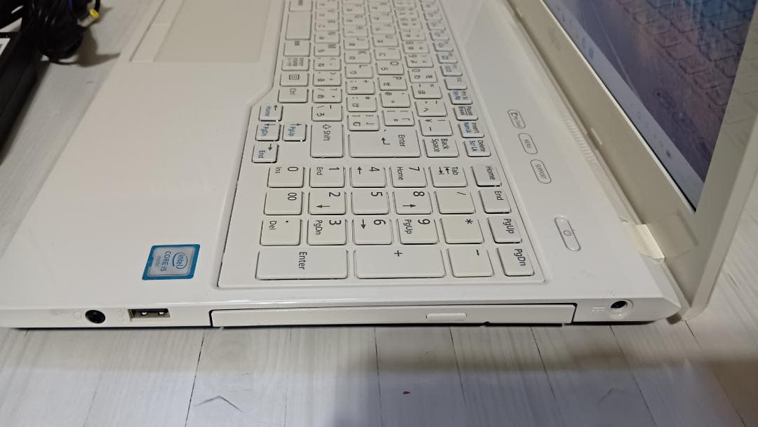 Fujitsu Lifebook WA2/Z 6世代i5 ssd ブルーレイ