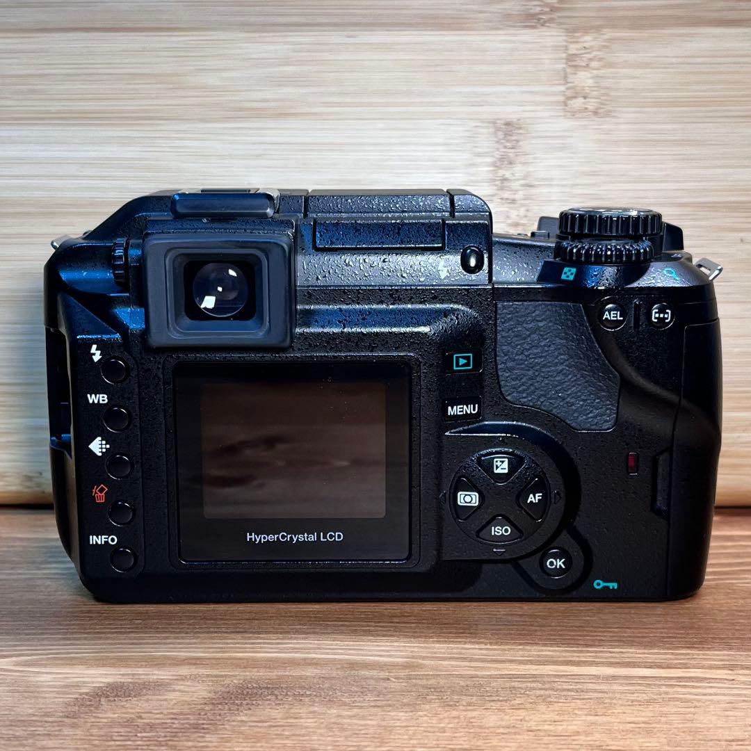 やや難ありOlympusE-300 ズームと単焦点25mm付き S数2002