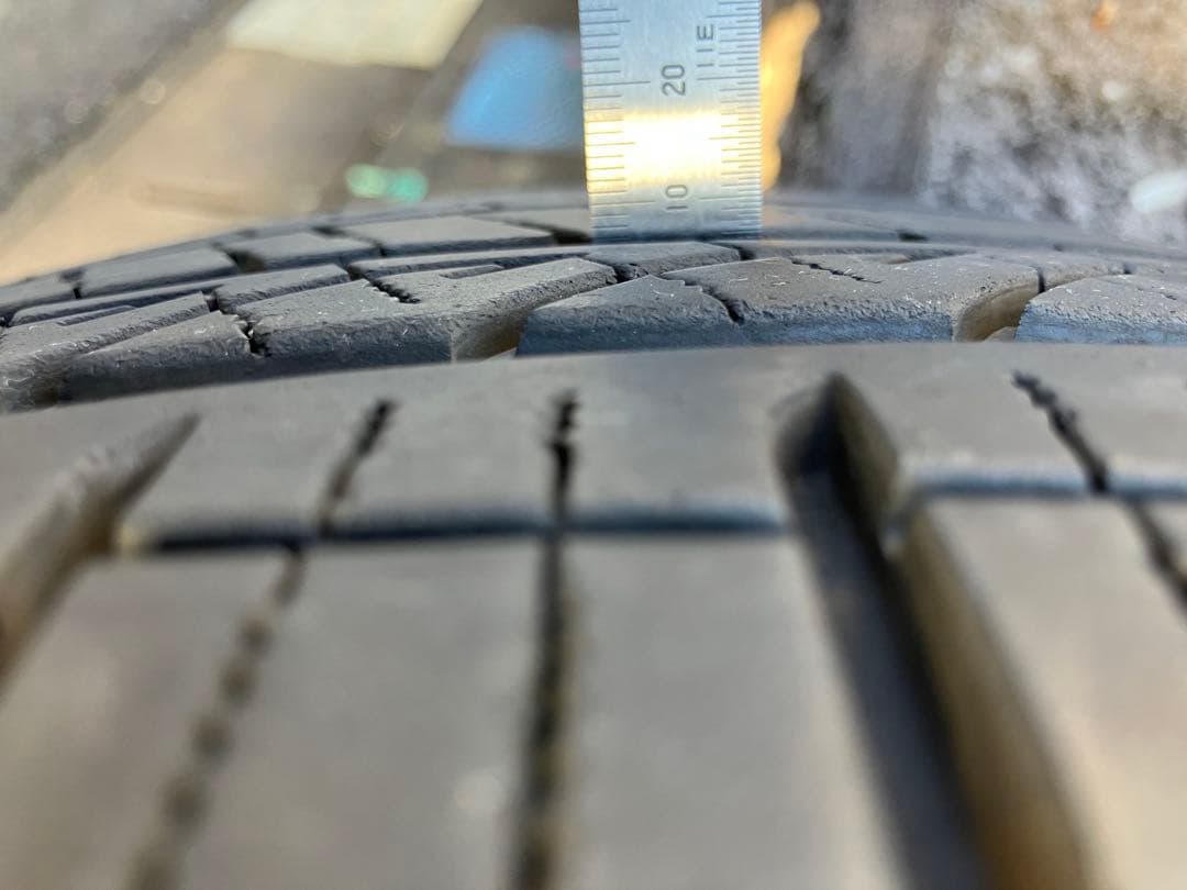 【ピー助】 RAV4 PHV 19インチ 純正ホイール＋タイヤ４本セット