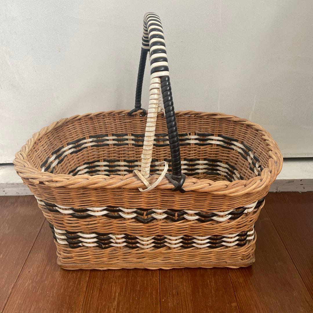 アンティーク　かご　バスケット　フランス　蚤の市　ブロカント