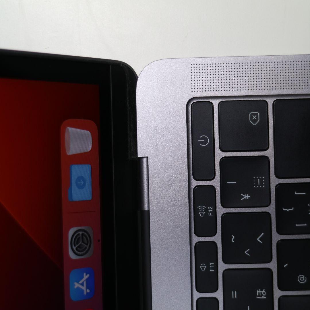 【美品】MacBook Pro 13-inch 2017