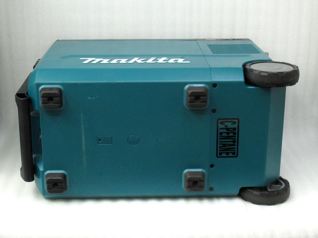 makita マキタ 充電式保冷温庫 29L CW004G 2023年製 動作品