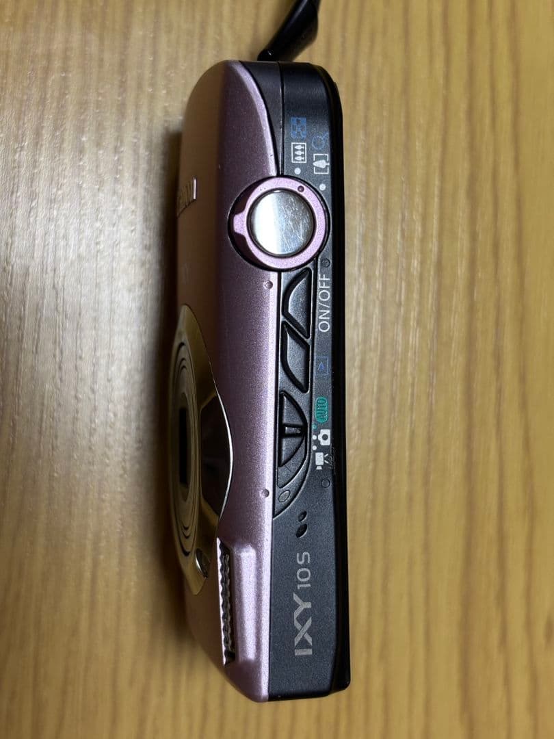美品　Canon デジカメ コンデジ IXY 10S ピンク (PK)