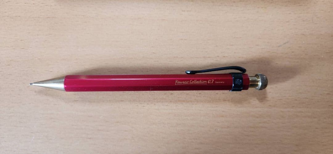 カヴェコスペシャル レッド シャープペン 0.7mm（クリップ付き）